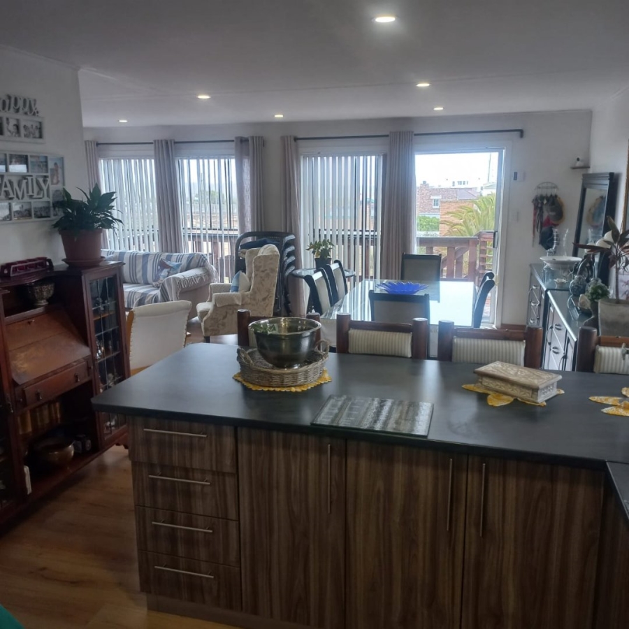 3 Bedroom Property for Sale in Louis Rood Western Cape